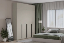 Тренд 2026: почему дизайнеры выбирают шкафы в потолок