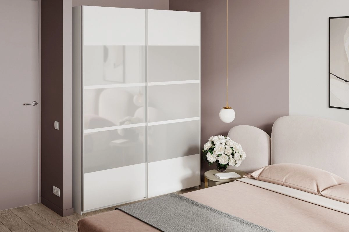 Шкаф с пленкой Oracal: практичная альтернатива зеркалу и МДФ