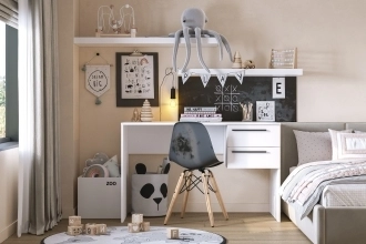 Письменный стол Ада в белом цвете с гладкими фасадами